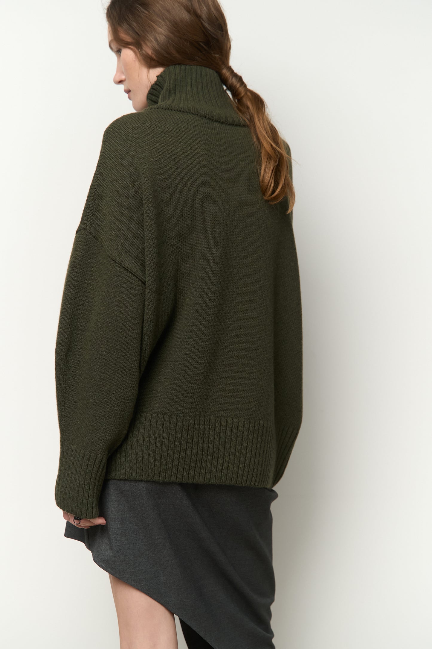 ВОВНЯНИЙ СВЕТР MELLOW