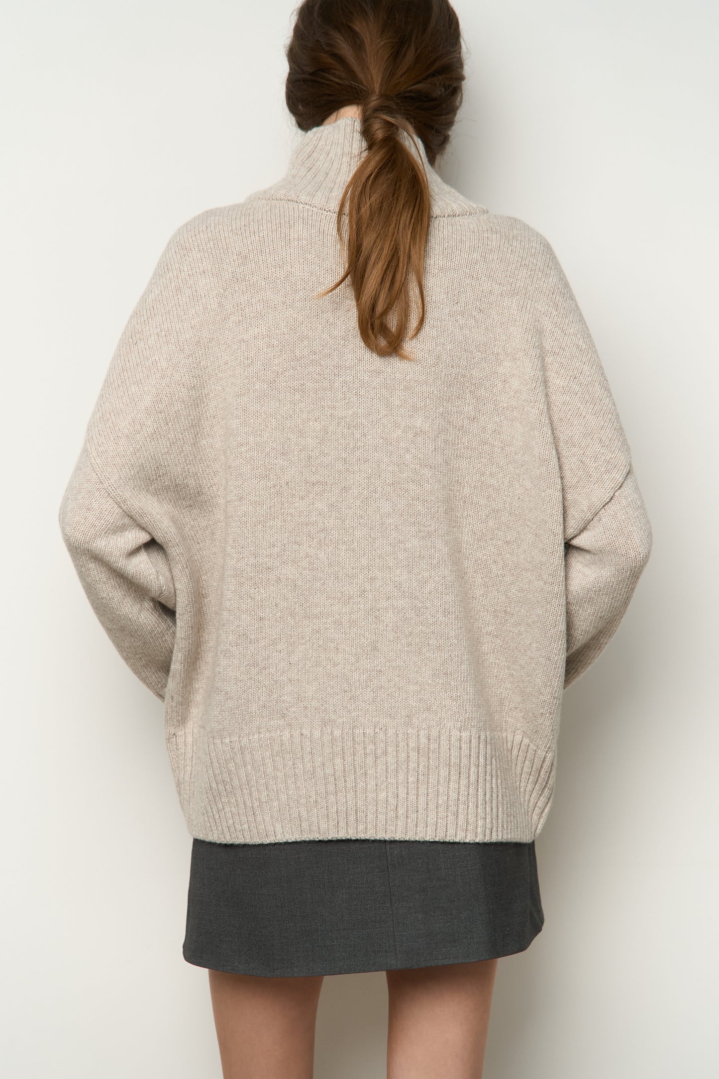 ВОВНЯНИЙ СВЕТР MELLOW