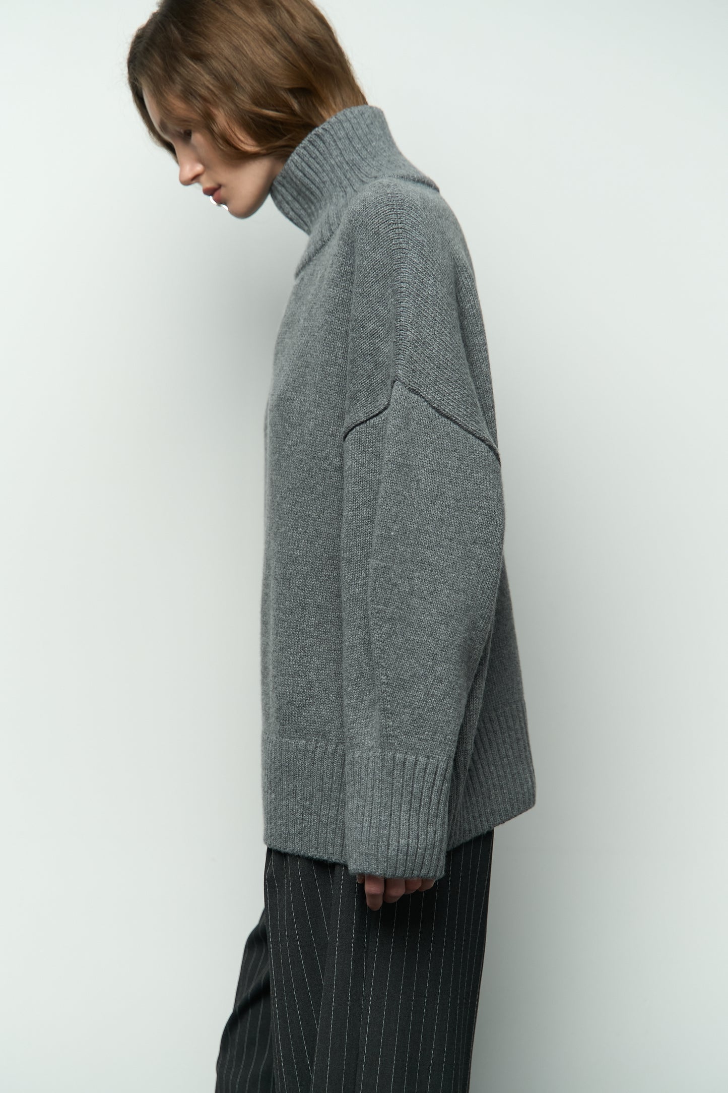 ВОВНЯНИЙ СВЕТР MELLOW