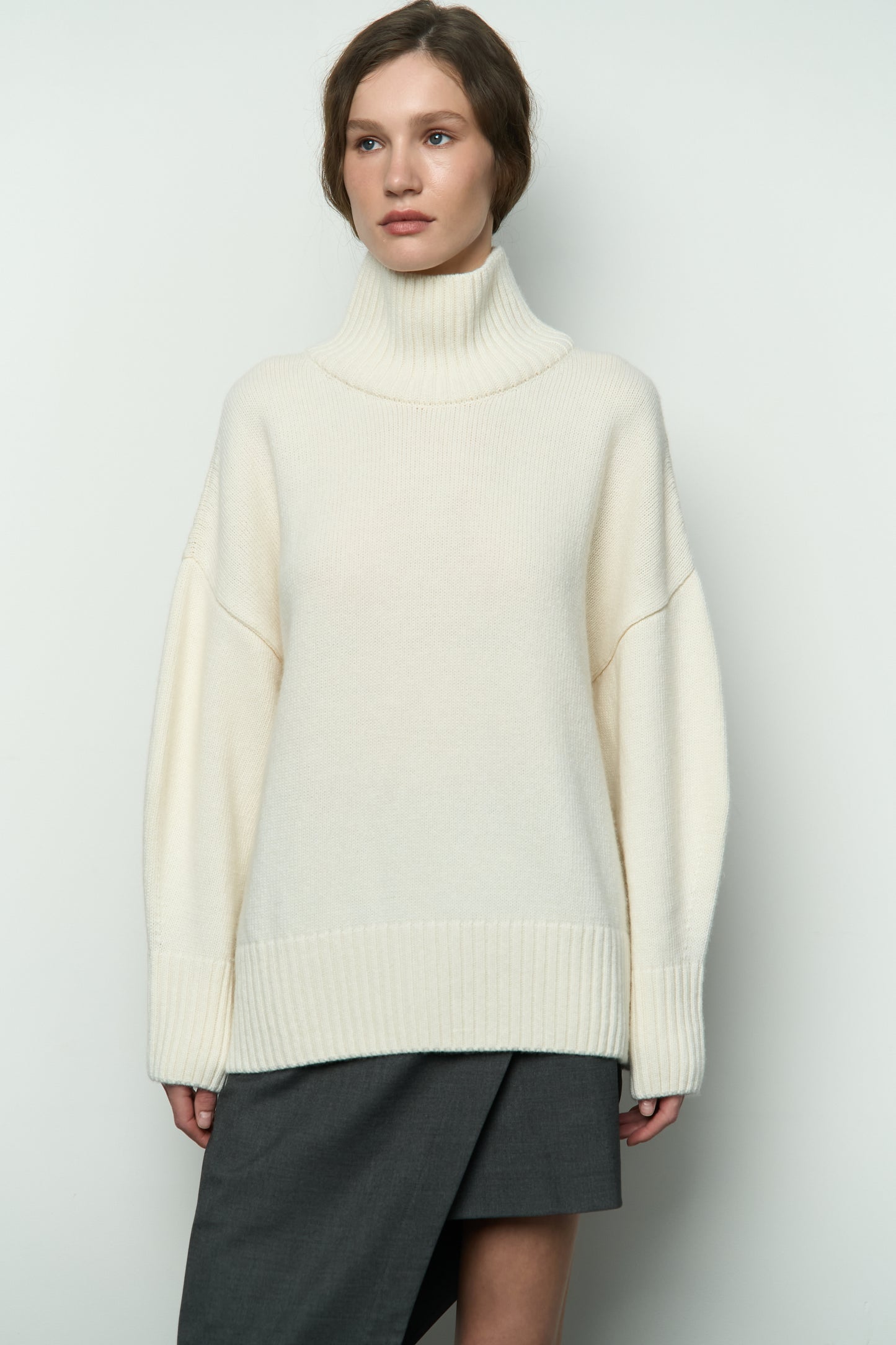 ВОВНЯНИЙ СВЕТР MELLOW