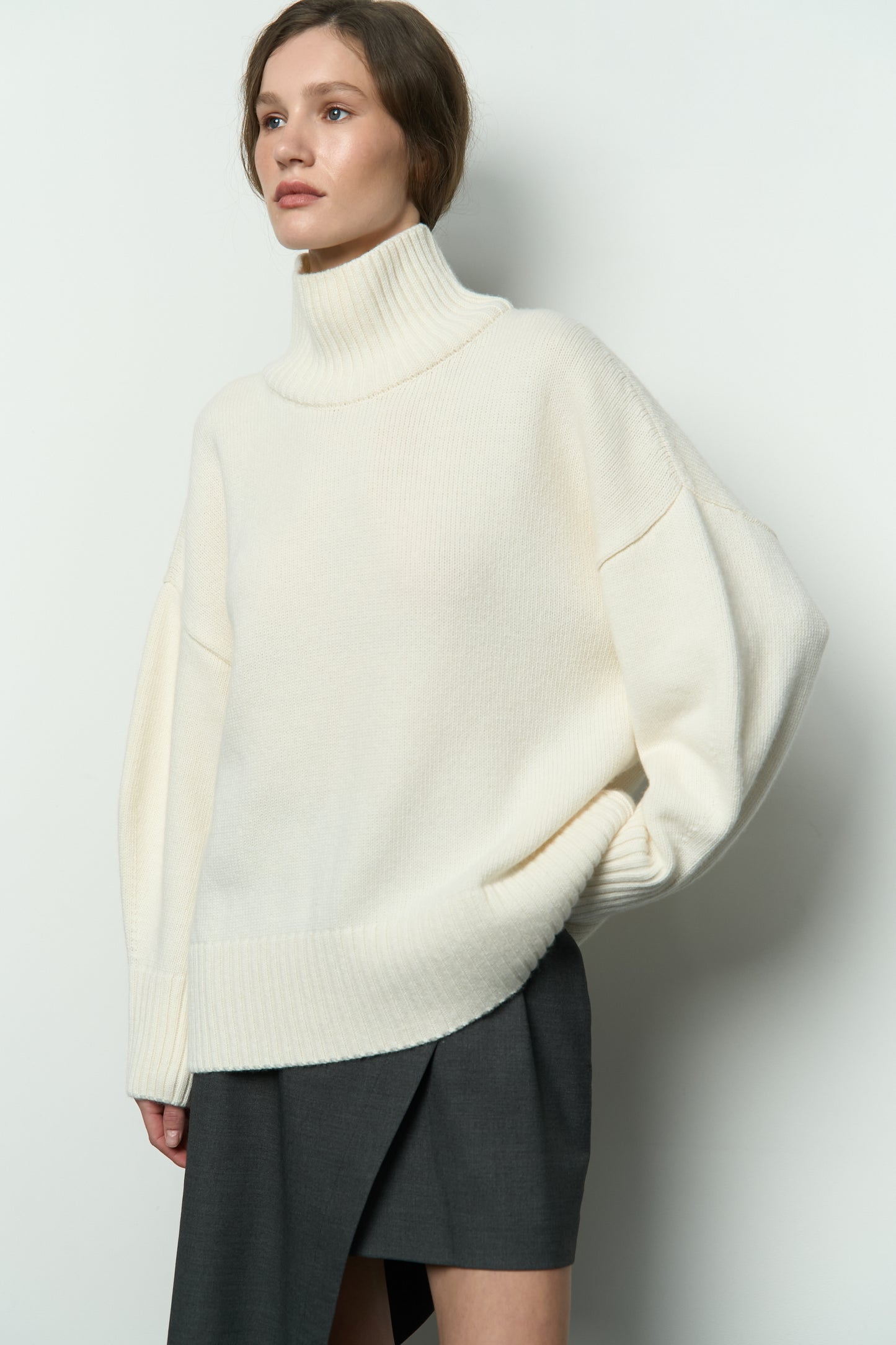 ВОВНЯНИЙ СВЕТР MELLOW