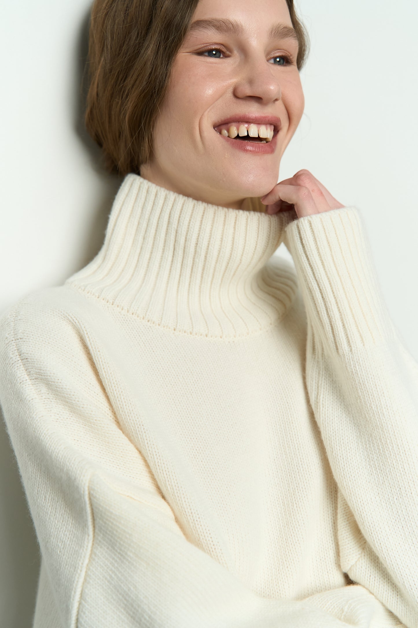 ВОВНЯНИЙ СВЕТР MELLOW